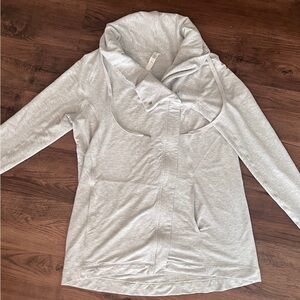 Lululemon Jacket Womens 10 Gray Heather Full Zip Precision Asymmetrical Running